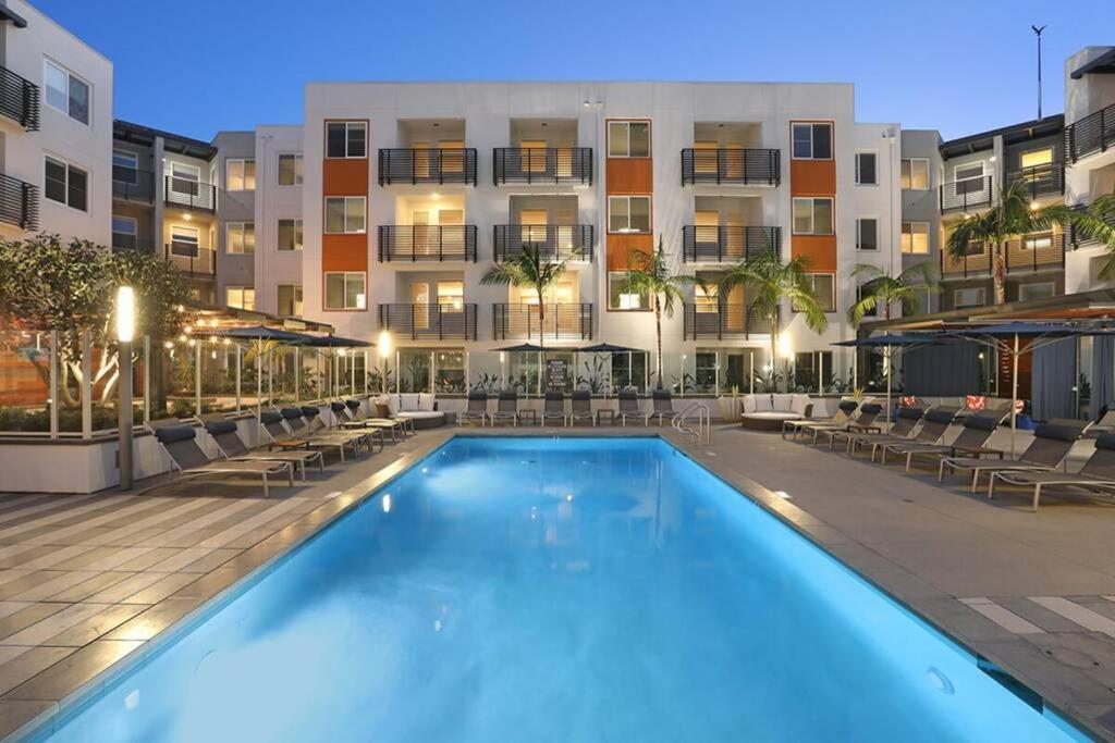 Modern Building -Free Parking - By Choc & St Joseph'S Hospital Apartment Orange Exterior photo